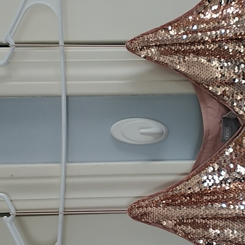 ASOS Rose Gold Sequin Cami Top 14 - Picture 4 of 11